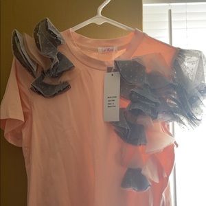 Apricot cotton tee with lace ruffles size S
